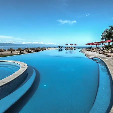 Upscale Puerto Vallarta Condo W/Beachfront Balcony-3